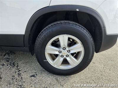 2017 Chevrolet Trax LS   - Photo 24 - Greenwood, IN 46142