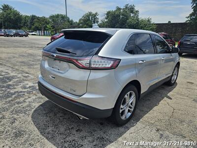 2017 Ford Edge Titanium - Photo 5 - Greenwood, IN 46142