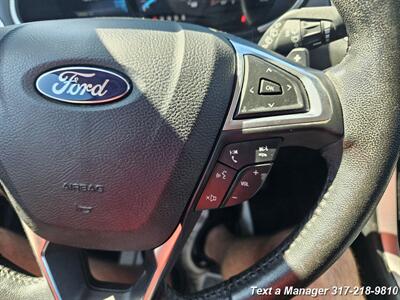 2017 Ford Edge SEL   - Photo 16 - Greenwood, IN 46142