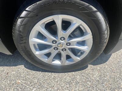 2019 Chevrolet Equinox LT   - Photo 20 - Rancho Cucamonga, CA 91730