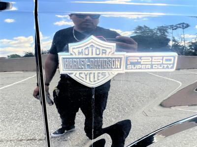 2004 Ford F-250 Super Duty Lariat   - Photo 9 - Rancho Cucamonga, CA 91730