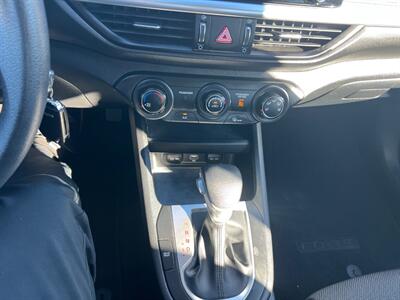 2023 Kia Forte LXS   - Photo 13 - Rancho Cucamonga, CA 91730