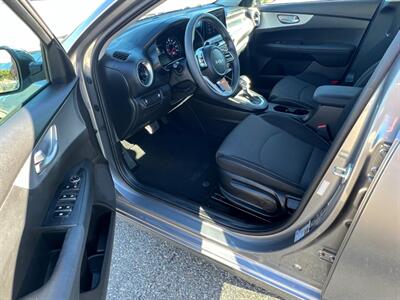 2023 Kia Forte LXS   - Photo 14 - Rancho Cucamonga, CA 91730