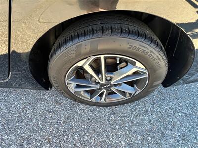 2023 Kia Forte LXS   - Photo 21 - Rancho Cucamonga, CA 91730