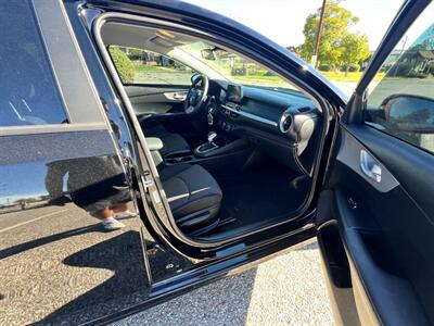 2023 Kia Forte LXS   - Photo 18 - Rancho Cucamonga, CA 91730