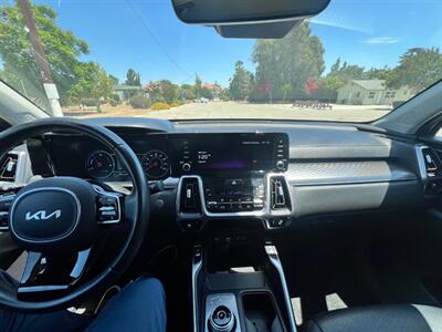 2023 Kia Sorento Hybrid EX   - Photo 12 - Rancho Cucamonga, CA 91730