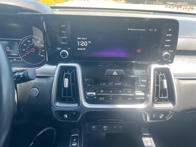 2023 Kia Sorento Hybrid EX   - Photo 10 - Rancho Cucamonga, CA 91730