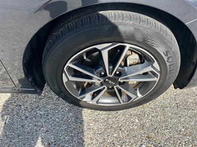 2023 Kia Forte LXS   - Photo 21 - Rancho Cucamonga, CA 91730