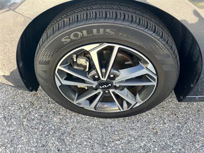 2023 Kia Forte LXS   - Photo 20 - Rancho Cucamonga, CA 91730