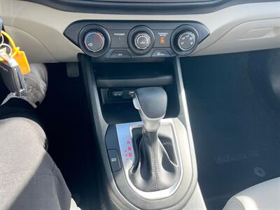 2023 Kia Forte LXS   - Photo 13 - Rancho Cucamonga, CA 91730