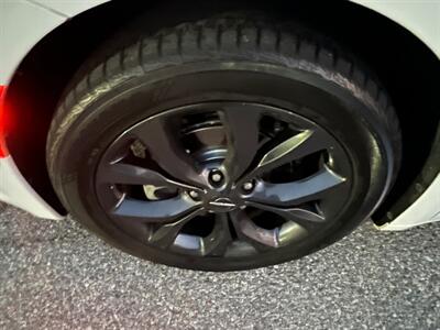 2020 Chrysler Pacifica Touring L   - Photo 26 - Rancho Cucamonga, CA 91730