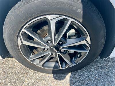 2024 Kia Forte LXS Technology Package - Photo 21 - Rancho Cucamonga, CA 91730