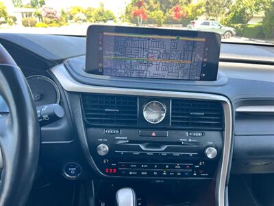 2022 Lexus RX 450h - Photo 11 - Rancho Cucamonga, CA 91730