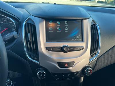 2018 Chevrolet Cruze LS Auto   - Photo 11 - Rancho Cucamonga, CA 91730