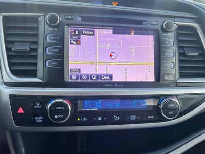 2015 Toyota Highlander XLE   - Photo 21 - Rancho Cucamonga, CA 91730