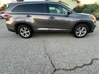 2015 Toyota Highlander XLE   - Photo 7 - Rancho Cucamonga, CA 91730