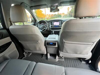 2015 Toyota Highlander XLE   - Photo 16 - Rancho Cucamonga, CA 91730