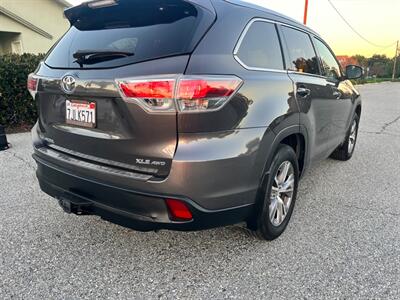 2015 Toyota Highlander XLE   - Photo 6 - Rancho Cucamonga, CA 91730