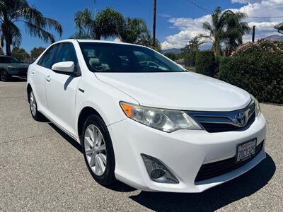2014 Toyota Camry Hybrid XLE Sedan