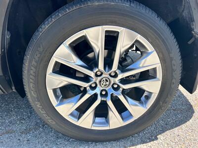 2021 Toyota RAV4 XLE Premium - Photo 28 - Rancho Cucamonga, CA 91730