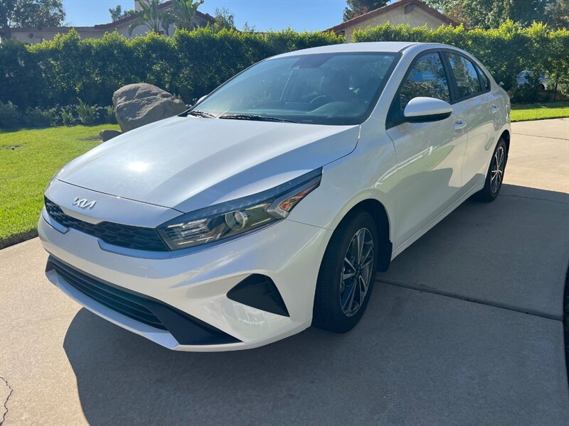 2023 Kia Forte LXS - Photo 1 - Rancho Cucamonga, CA 91730