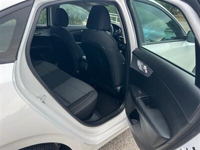 2023 Kia Forte LXS   - Photo 11 - Rancho Cucamonga, CA 91730