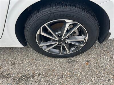 2023 Kia Forte LXS   - Photo 20 - Rancho Cucamonga, CA 91730