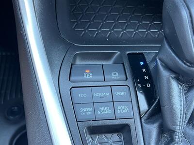 2022 Toyota RAV4 XLE   - Photo 17 - Rancho Cucamonga, CA 91730