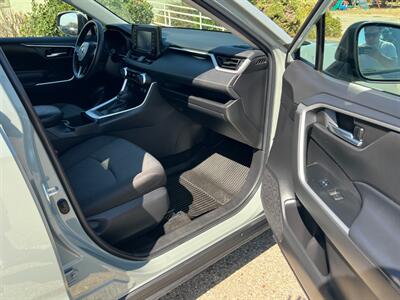 2022 Toyota RAV4 XLE   - Photo 19 - Rancho Cucamonga, CA 91730