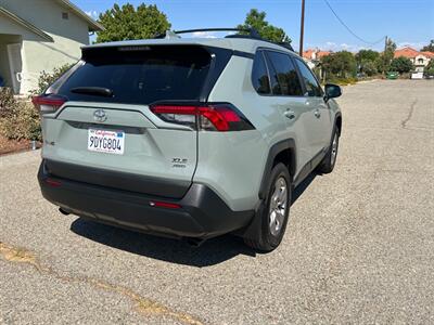 2022 Toyota RAV4 XLE   - Photo 4 - Rancho Cucamonga, CA 91730