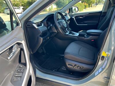 2022 Toyota RAV4 XLE   - Photo 18 - Rancho Cucamonga, CA 91730