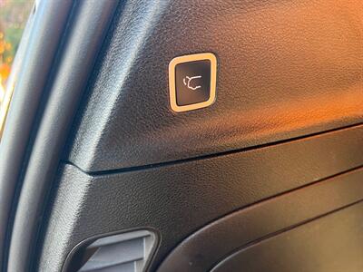 2022 Chrysler Pacifica Hybrid Pinnacle   - Photo 22 - Rancho Cucamonga, CA 91730