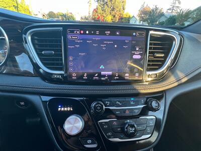 2022 Chrysler Pacifica Hybrid Pinnacle   - Photo 35 - Rancho Cucamonga, CA 91730