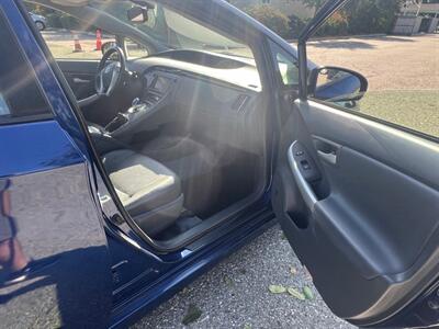 2010 Toyota Prius IV   - Photo 16 - Rancho Cucamonga, CA 91730