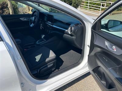 2023 Kia Forte LXS   - Photo 10 - Rancho Cucamonga, CA 91730