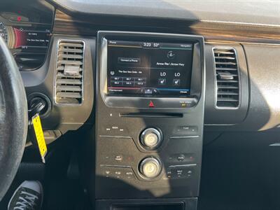 2014 Ford Flex SEL   - Photo 11 - Rancho Cucamonga, CA 91730