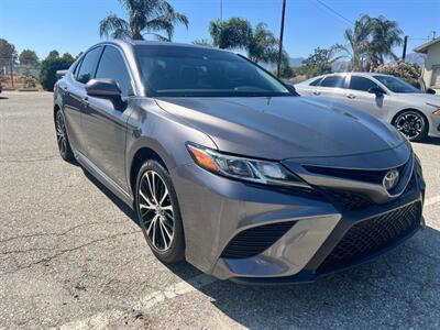 2018 Toyota Camry SE Sedan
