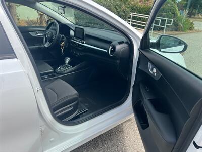 2023 Kia Forte LXS   - Photo 15 - Rancho Cucamonga, CA 91730