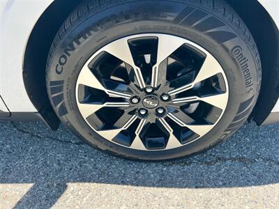 2024 Kia Carnival EX   - Photo 24 - Rancho Cucamonga, CA 91730