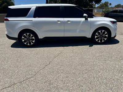 2024 Kia Carnival EX   - Photo 8 - Rancho Cucamonga, CA 91730