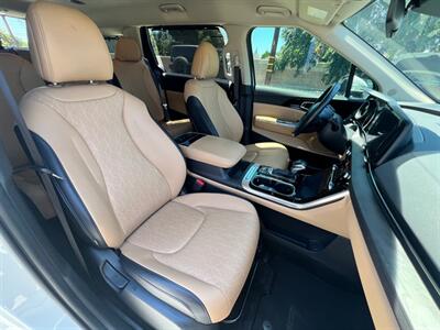 2024 Kia Carnival EX   - Photo 19 - Rancho Cucamonga, CA 91730