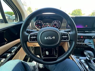 2024 Kia Carnival EX   - Photo 9 - Rancho Cucamonga, CA 91730