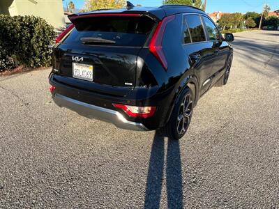2023 Kia Niro EX Touring   - Photo 6 - Rancho Cucamonga, CA 91730