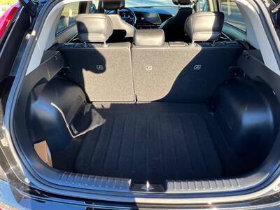 2023 Kia Niro EX Touring   - Photo 9 - Rancho Cucamonga, CA 91730
