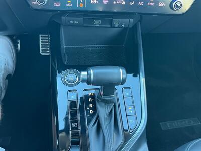 2023 Kia Niro EX Touring   - Photo 12 - Rancho Cucamonga, CA 91730