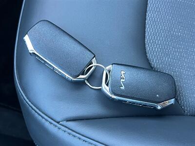 2023 Kia Niro EX Touring   - Photo 19 - Rancho Cucamonga, CA 91730