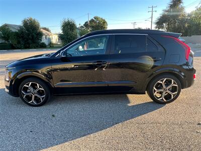 2023 Kia Niro EX Touring   - Photo 7 - Rancho Cucamonga, CA 91730