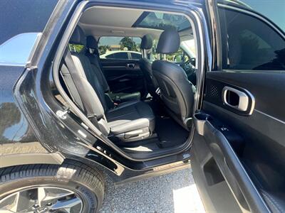 2023 Kia Sorento Hybrid EX - Photo 16 - Rancho Cucamonga, CA 91730