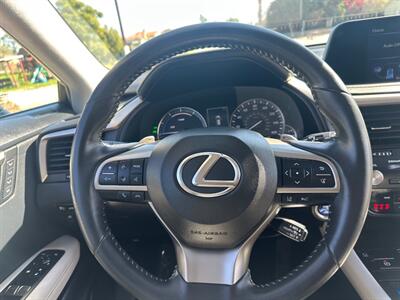 2022 Lexus RX 450h   - Photo 17 - Rancho Cucamonga, CA 91730