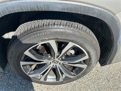 2022 Lexus RX 450h   - Photo 25 - Rancho Cucamonga, CA 91730